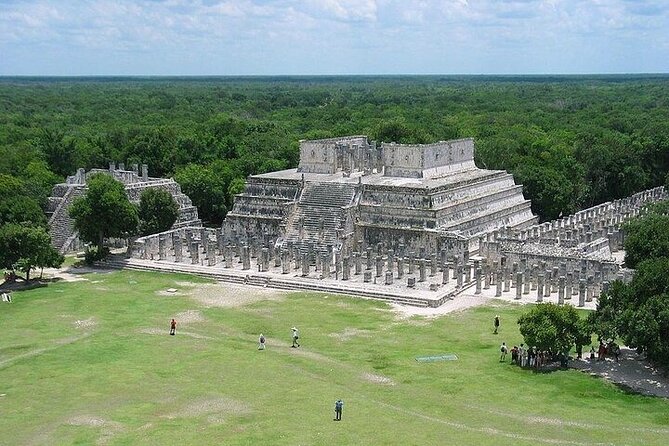 Chichen Itza Deluxe, 2 Cenotes, Lunch, Beverages and Valladolid Tour. - Common questions