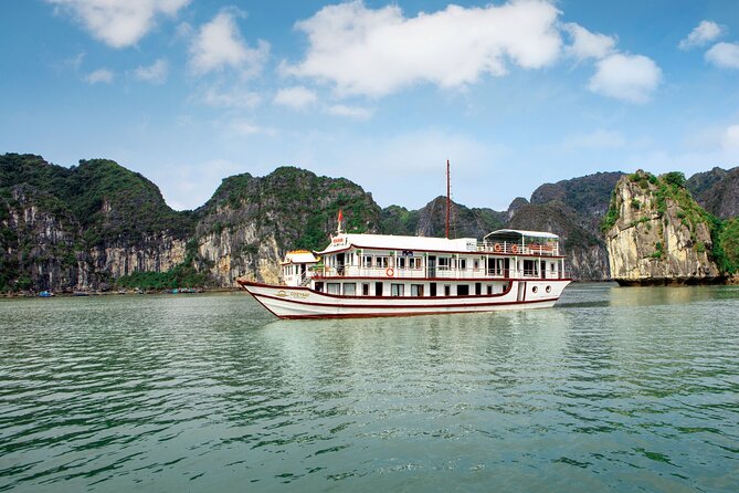 Cozy Bay Classic Cruise 2D1N From Hanoi by Expressway Transfer - Common questions