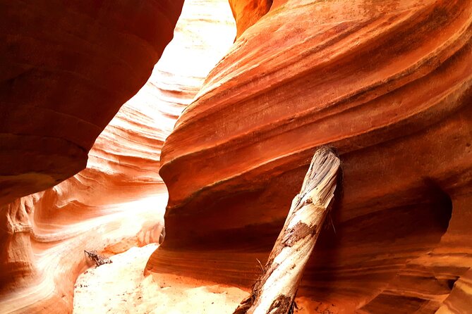 Experience a Secret Slot Canyon in Southern Utah! - Safety and Accessibility