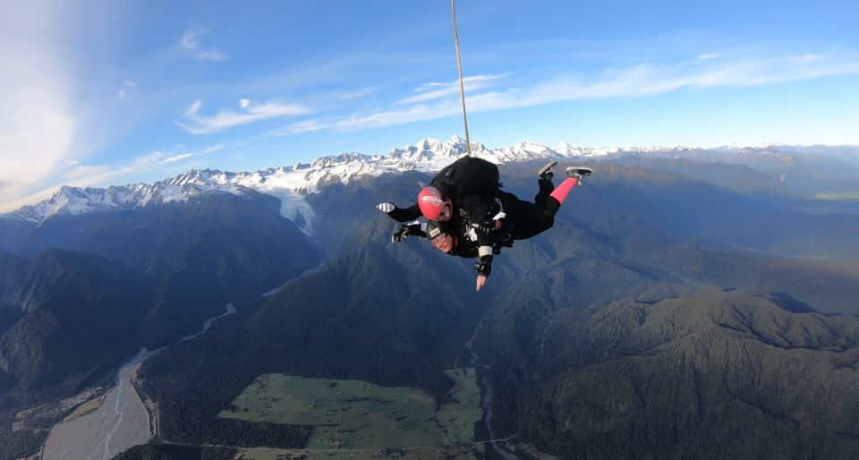 Franz Josef: 13,000ft, 16,500ft or 18,000ft Skydive - Safety and Precautions