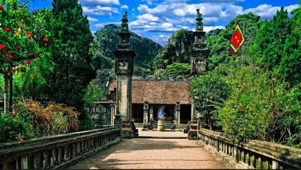 From Ninh Binh: Hoa Lu, Trang An, & Mua Cave Full Day - Directions