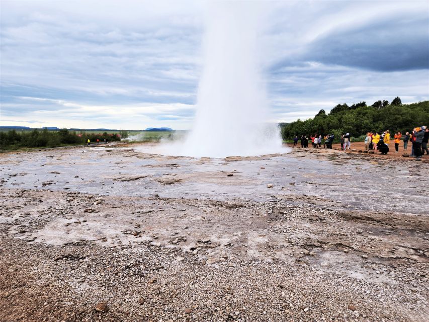 Golden Circle 4X4 Private Tour - 3 to 4 Passengers - Free Cancellation Policy