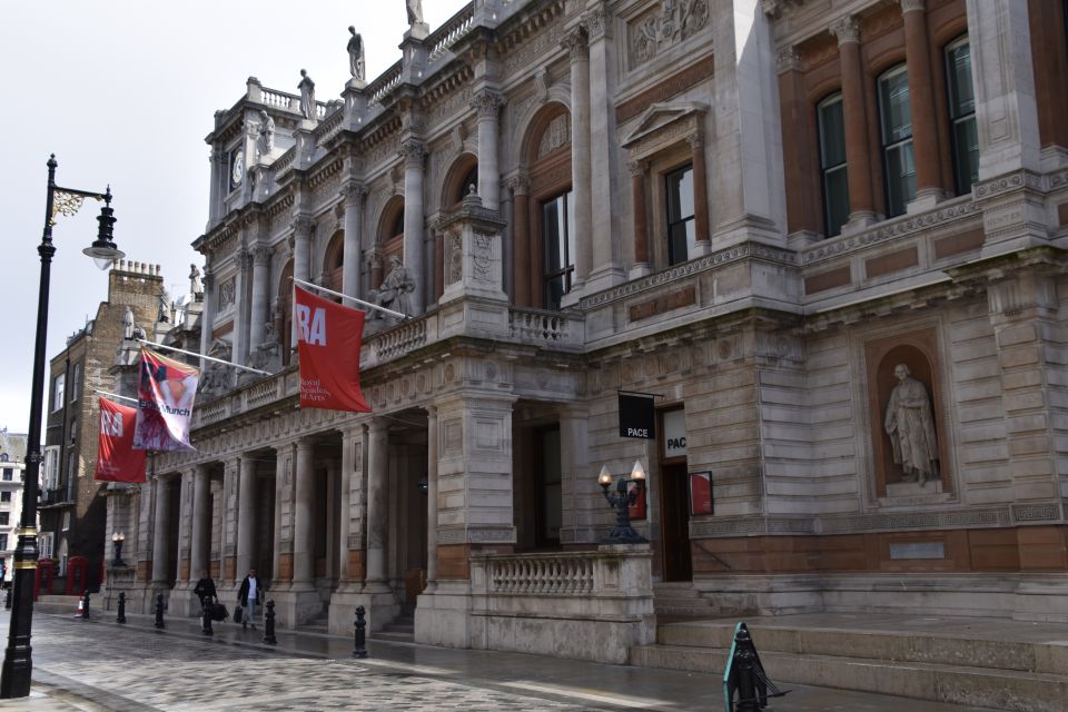 London: Central, Whitehall, and Westminster Walking Tour - Common questions