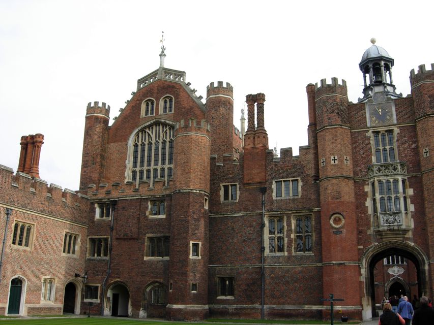 London: Hampton Court Private Guided Tour - Directions