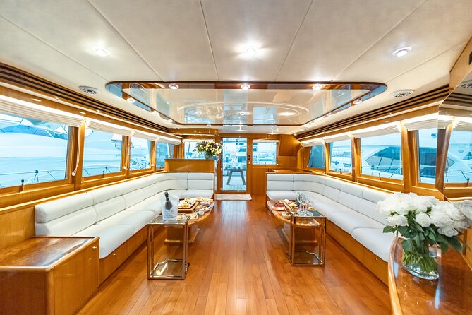 Luxury Yacht Rental - Numarine 80ft Dubai Yachts - Common questions