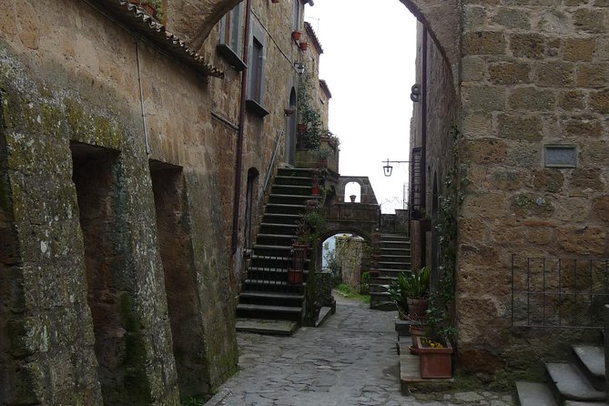 Orvieto, Civita Di Bagnoregio, Pitigliano PRIVATE TOUR From FLORENCE - Common questions