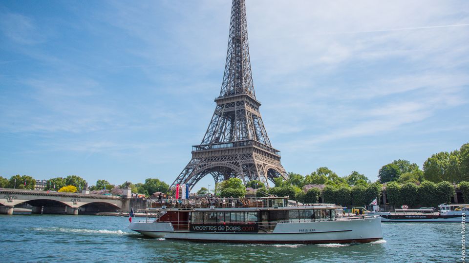 Paris: Champagne Tasting Cruise Departure From Eiffel Tower - Important Booking Information