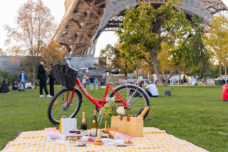 Paris: Food Bike Tour With a Guide - Common questions