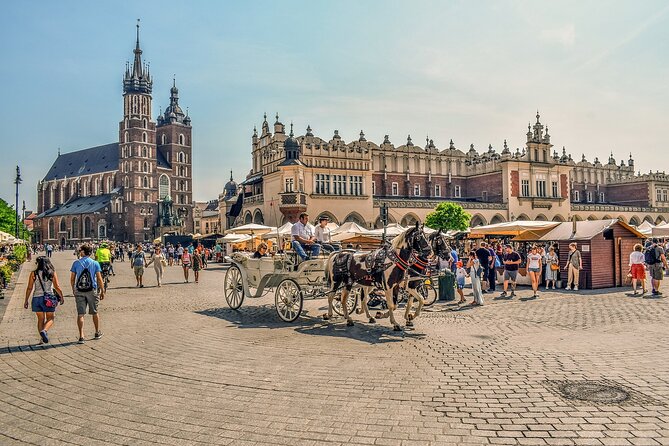 Private Tour of the Best of Krakow - Sightseeing, Food & Culture With a Local - Interactions With Krakow Residents