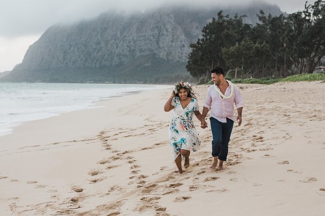 Private Vacation Photography Session With Local Photographer in Honolulu - Meeting Point and Confirmation Time