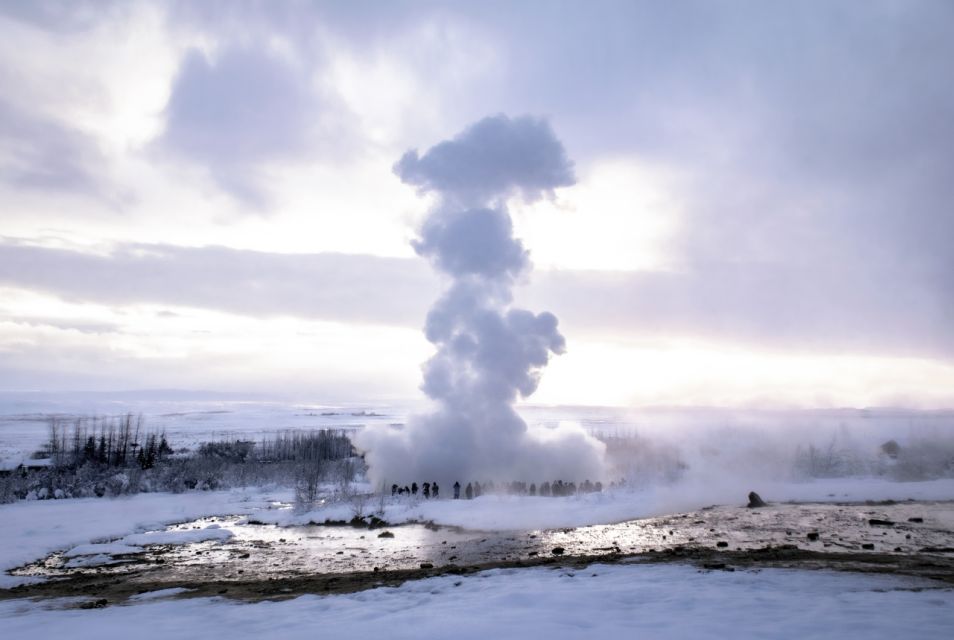 Reykjavik: Golden Circle, Tomato Farm and Kerið Crater Tour - Additional Information