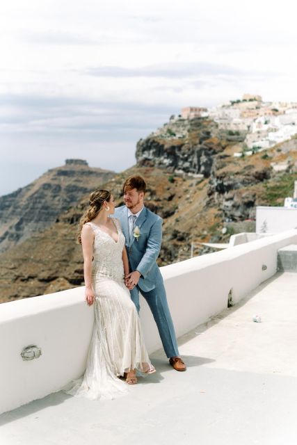 Santorini: Exclusive Personalized Photoshoot Session - Meeting Instructions