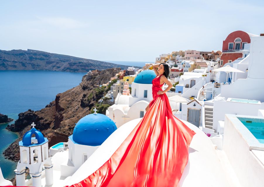 Santorini: Private Flying Dress Photoshoot in Santorini - Background