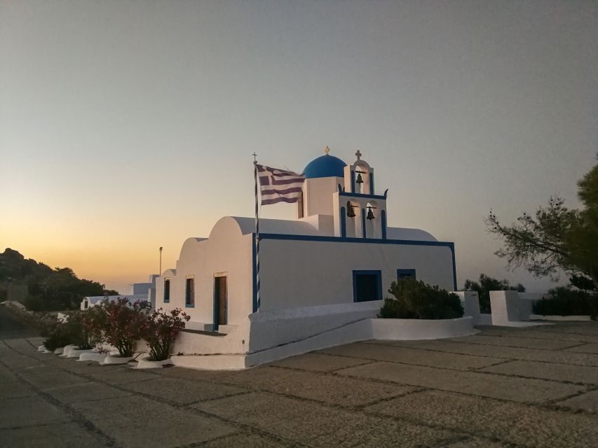 Santorini: Private Sunset Tour With Picnic & Transfer - Sightseeing Stops