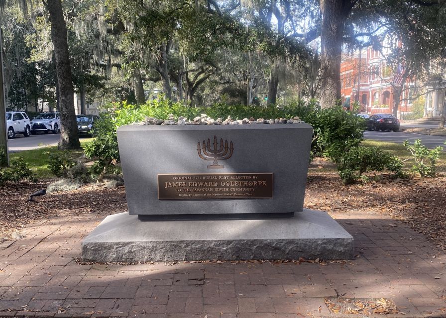 Savannah Historical District: Self-Guided Audio Walking Tour - Common questions