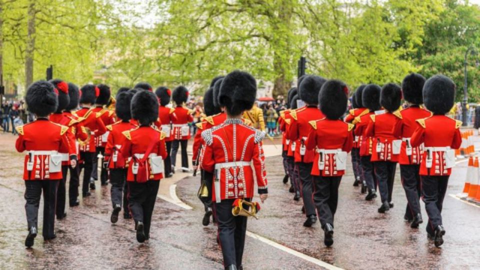 Skip the Line Westminster Abbey & Guard Change - Common questions