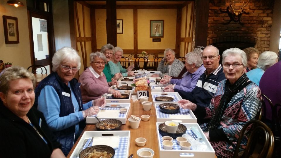 Strudel and Stroll Walking Tour in Hahndorf - Key Points