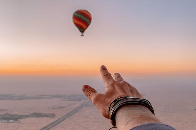 Sunrise Hot Air Balloon Ride in Dubai With Breakfast, Camel Ride, and More - Common questions