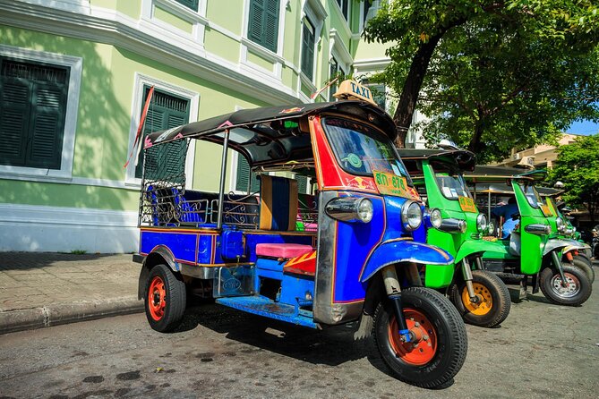 Chinatown Michelin Food Adventure in Bangkok by Tuk Tuk Tour - Directions