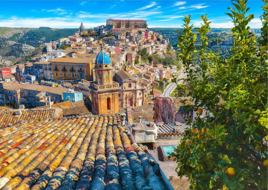 From Siracusa to Taormina: Ragusa, Noto & Chocolate Tasting - Common questions