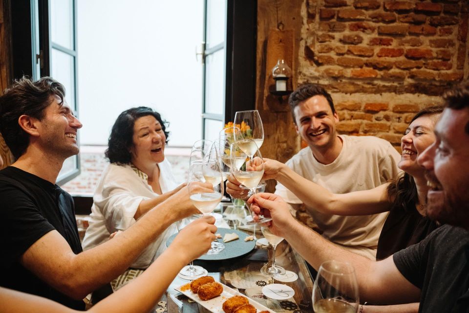 Madrid: Tapas & Wine Small Group Guided Tour - Group Size & Duration