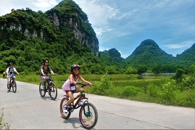Ninh Binh Full Day Tour From Hanoi to Hoa Lu, Tam Coc, Mua Cave - Common questions
