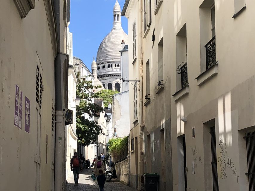 Paris: Self-Guided Treasure Hunt Through Montmartre - Common questions