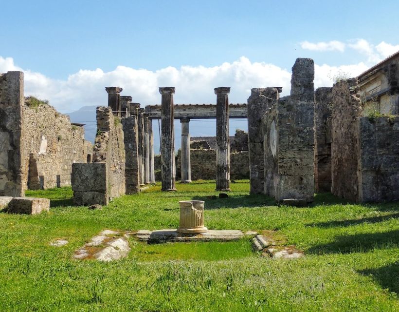 Pompeii: The Daily Life of Ancient Pompeii Private Tour - Directions