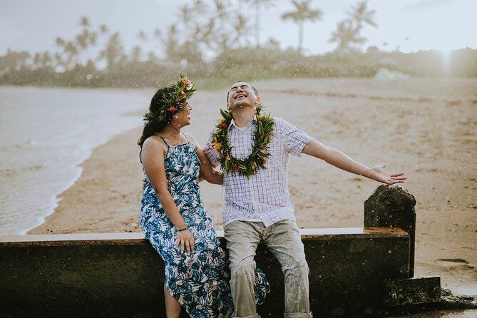 Private Vacation Photography Session With Local Photographer in Honolulu - Key Points