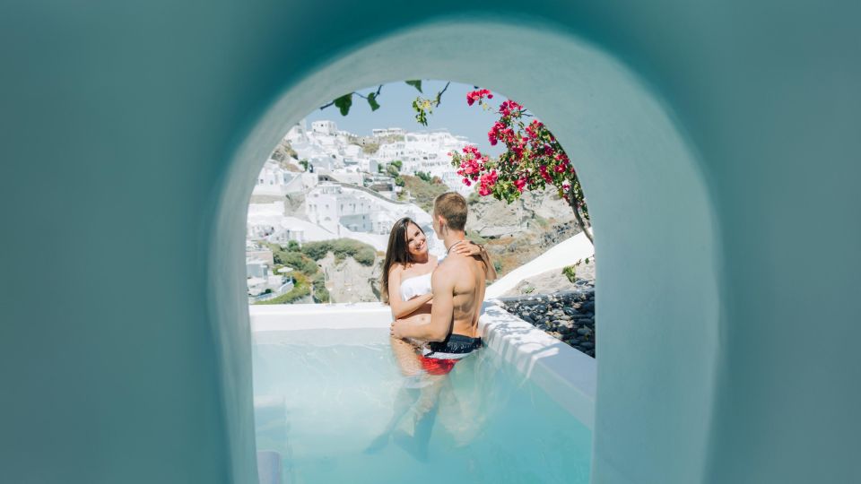 Santorini: Exclusive Personalized Photoshoot Session - Additional Details