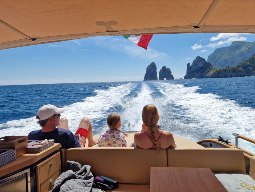 Tour Capri: Discover the Island of VIPs by Boat - Common questions