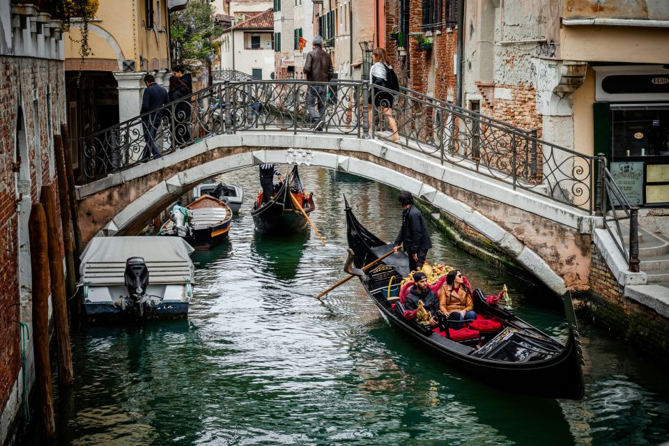 Venice: Private 2-Hour Walking Tour - Common questions