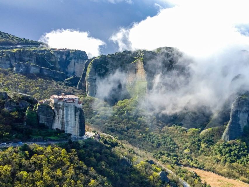 Athens: Meteora Day Trip in English/Spanish & Optional Lunch - Common questions