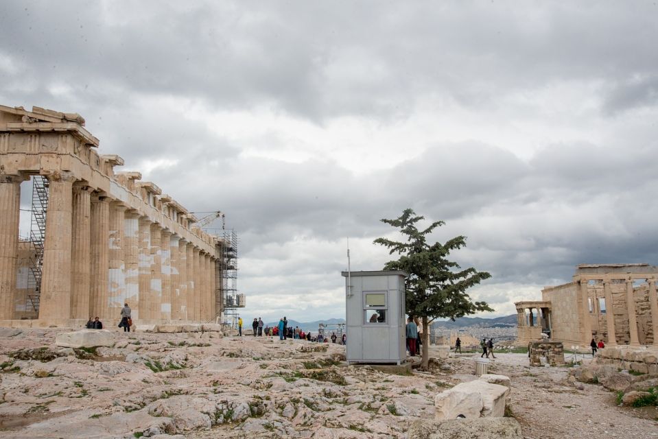 Athens: Private Tour of Acropolis, Plaka and Lycabettus - Common questions