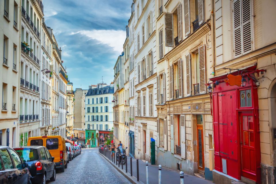 Le Marais: Explore Old Paris With a Local Host - Historical Exploration