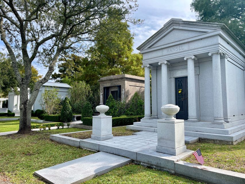 New Orleans: Millionaire's Tombs of Metairie Cemetery Tour - Common questions
