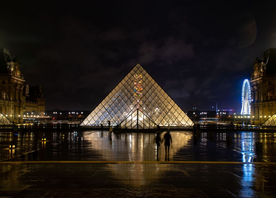 Paris by Night: a Walking Tour Through the City of Lights - Last Words