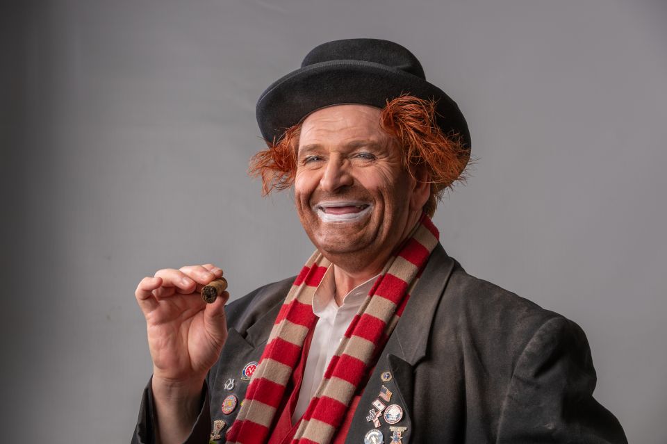 Pigeon Forge: Brian Hoffman's Tribute to Red Skelton - Common questions