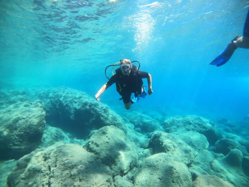 Santorini: Scuba Diving Experience in the Volcanic Caldera - Common questions
