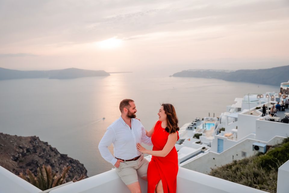 Santorini: Sunset Photo Shoot With a Personal Photographer - Common questions