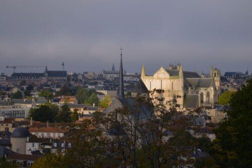 Poitiers and Its Region : Castle Tour (Driversouvenirwine) - Common questions