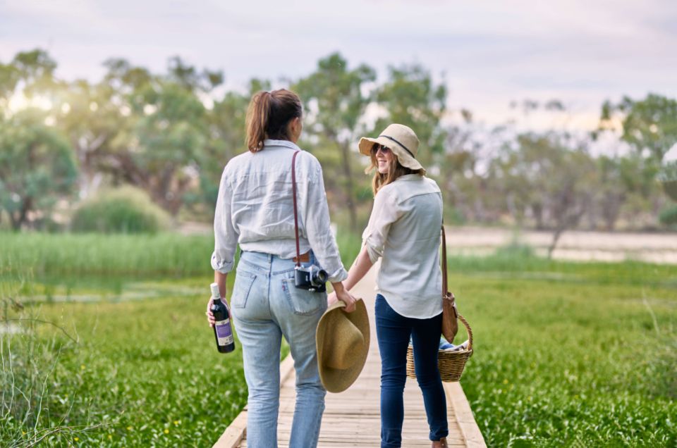 Banrock Station: Wetlands Vista Picnic With Wine - Key Points