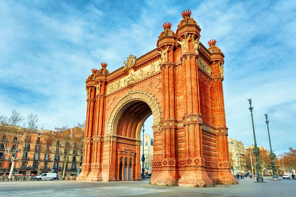 Barcelona – Arc De Triomf : the Digital Audio Guide