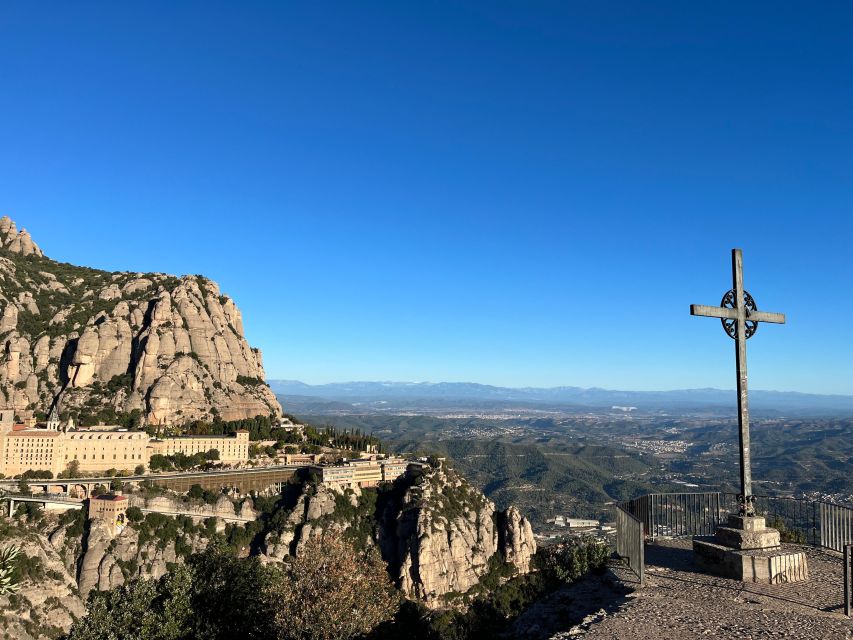 Barcelona: Early Morning Montserrat Tour With Black Madonna - Key Points