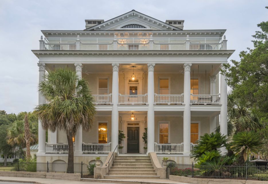 Beaufort: Pat Conroy's Beaufort Tour by Golf Cart - Key Points