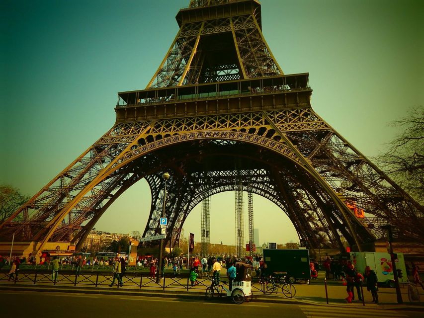 Big Sightseeing Tour of Paris With Audio Guide - Key Points