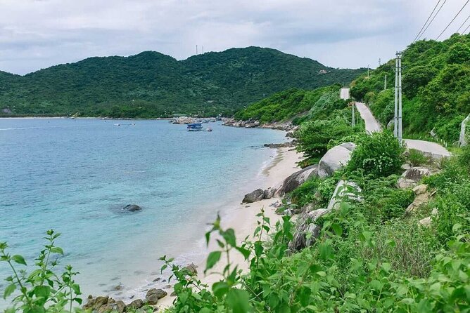 Cham Island Snorkeling - Wonderful Beach - Speedboat Daily Tour - Tour Highlights