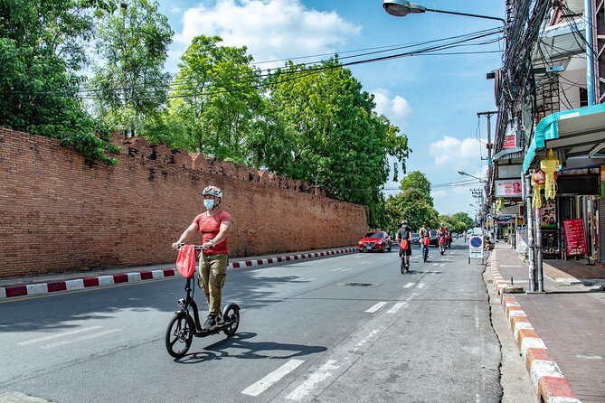 chiang mai by electric scooter Chiang Mai by Electric Scooter