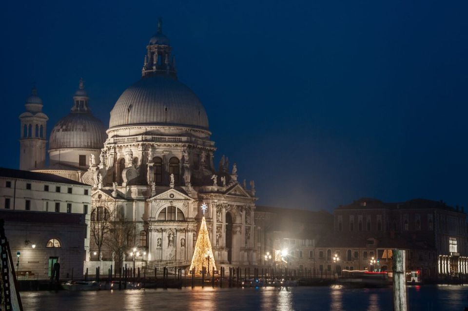 Christmas Tales of Venice Walking Tour - Key Points