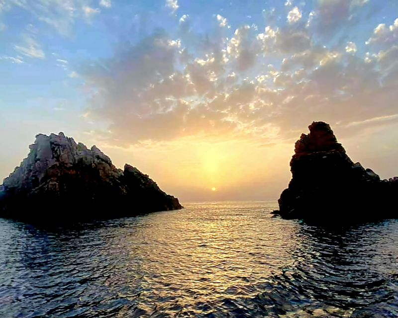 Corsican Evening: Calanques De Piana Sunset Apero With Music - Key Points